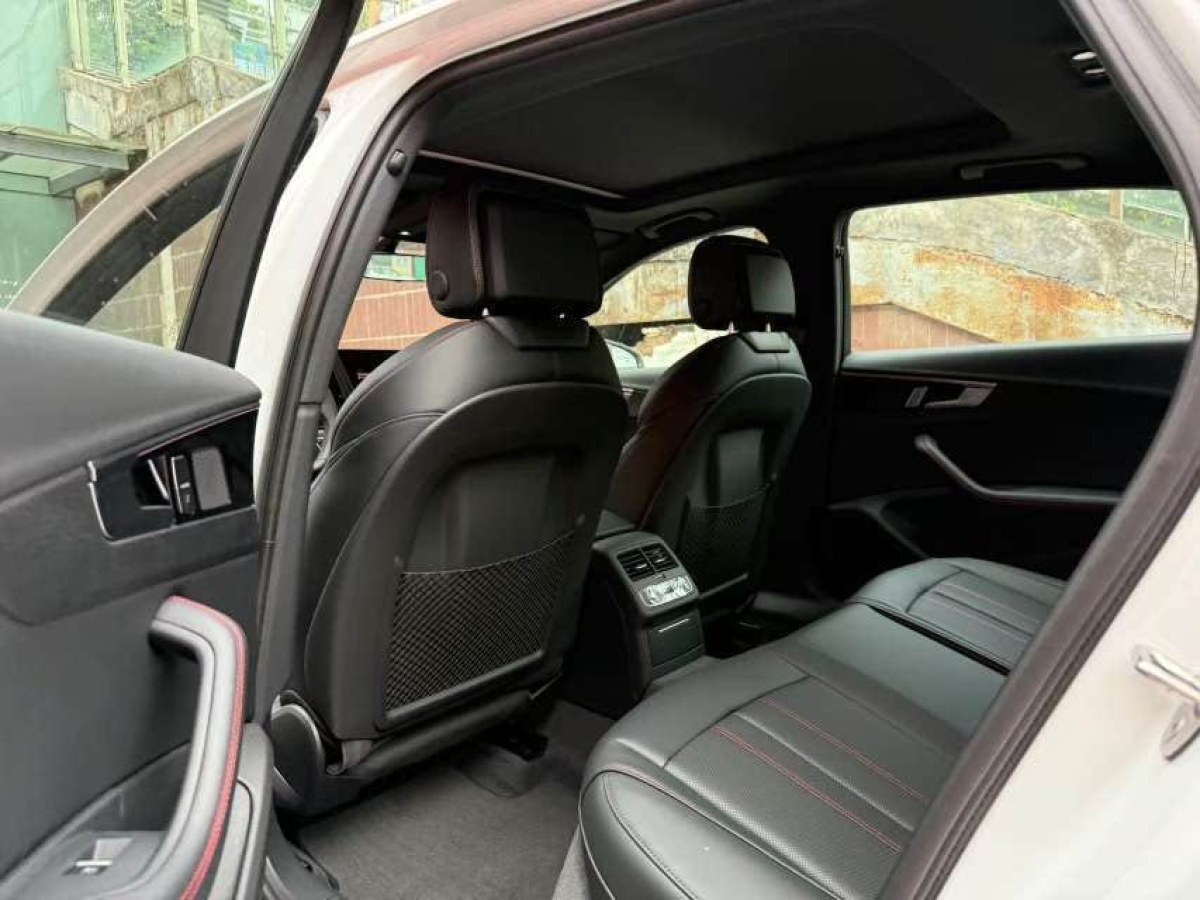 奧迪 奧迪A4L  2024款 40 TFSI 豪華動感型圖片