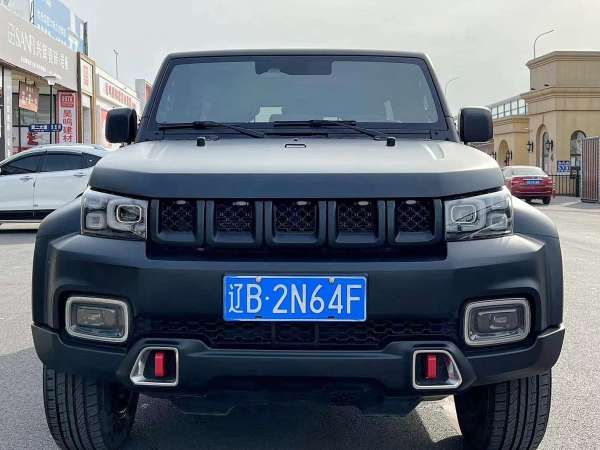 北京 BJ40  2019款 2.3T 自动四驱城市猎人版尊享型 国VI