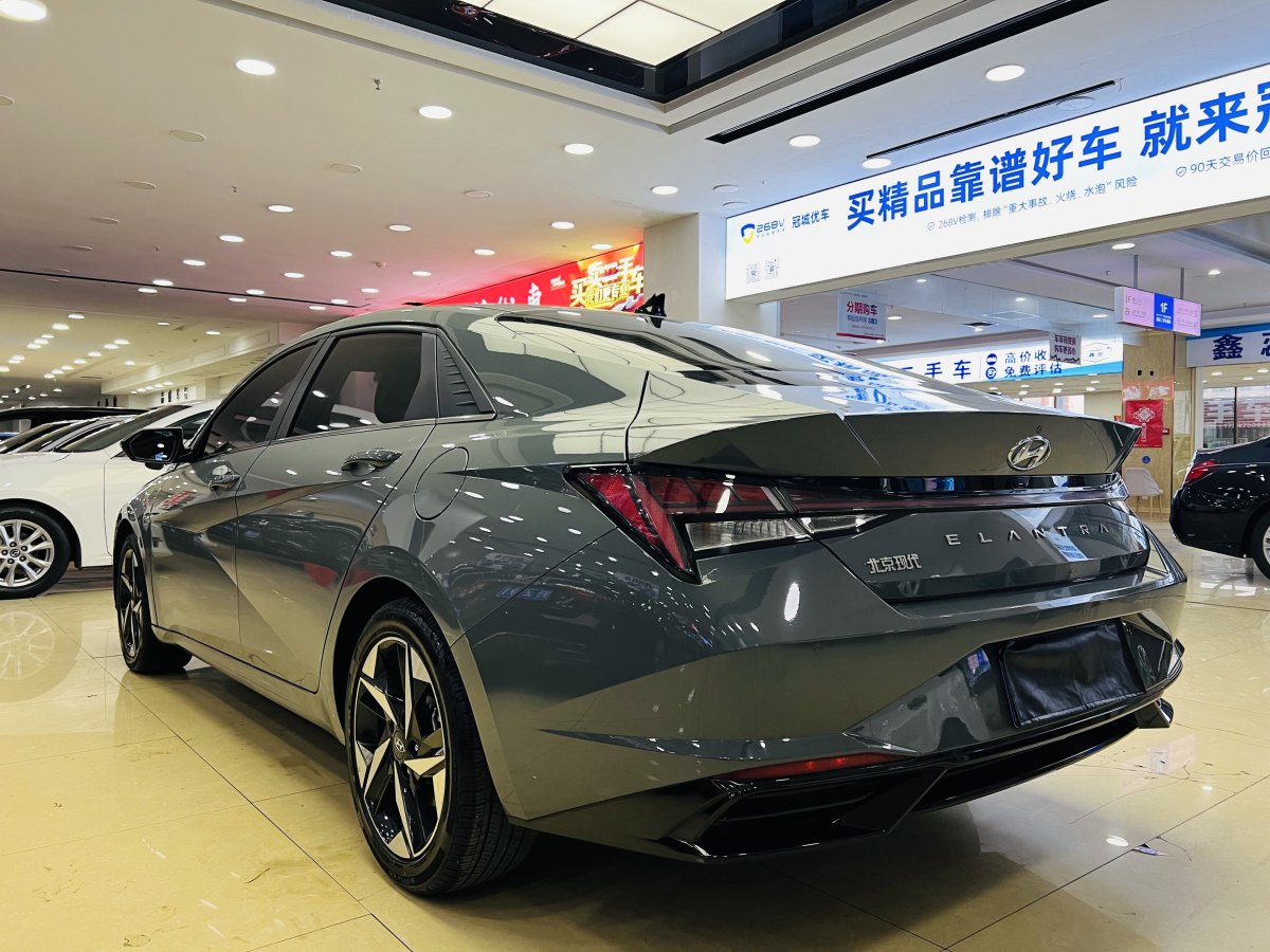 2021年2月現(xiàn)代 伊蘭特  2021款 1.5L LUX尊貴版