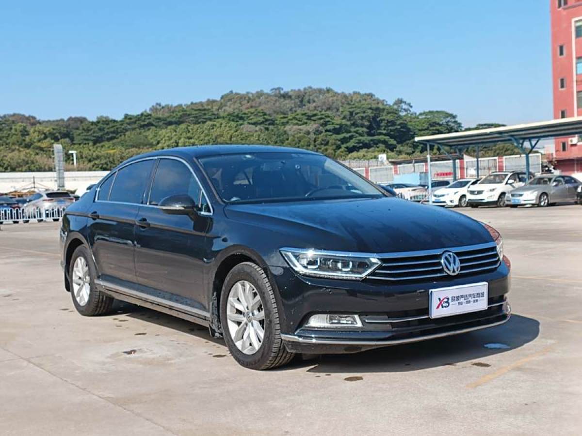 大眾 邁騰  2017款 330TSI DSG 領(lǐng)先型圖片