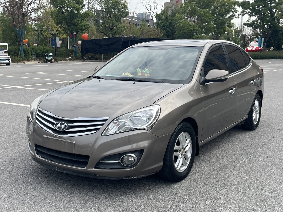 現(xiàn)代 悅動  2011款 1.6L 自動豪華型圖片