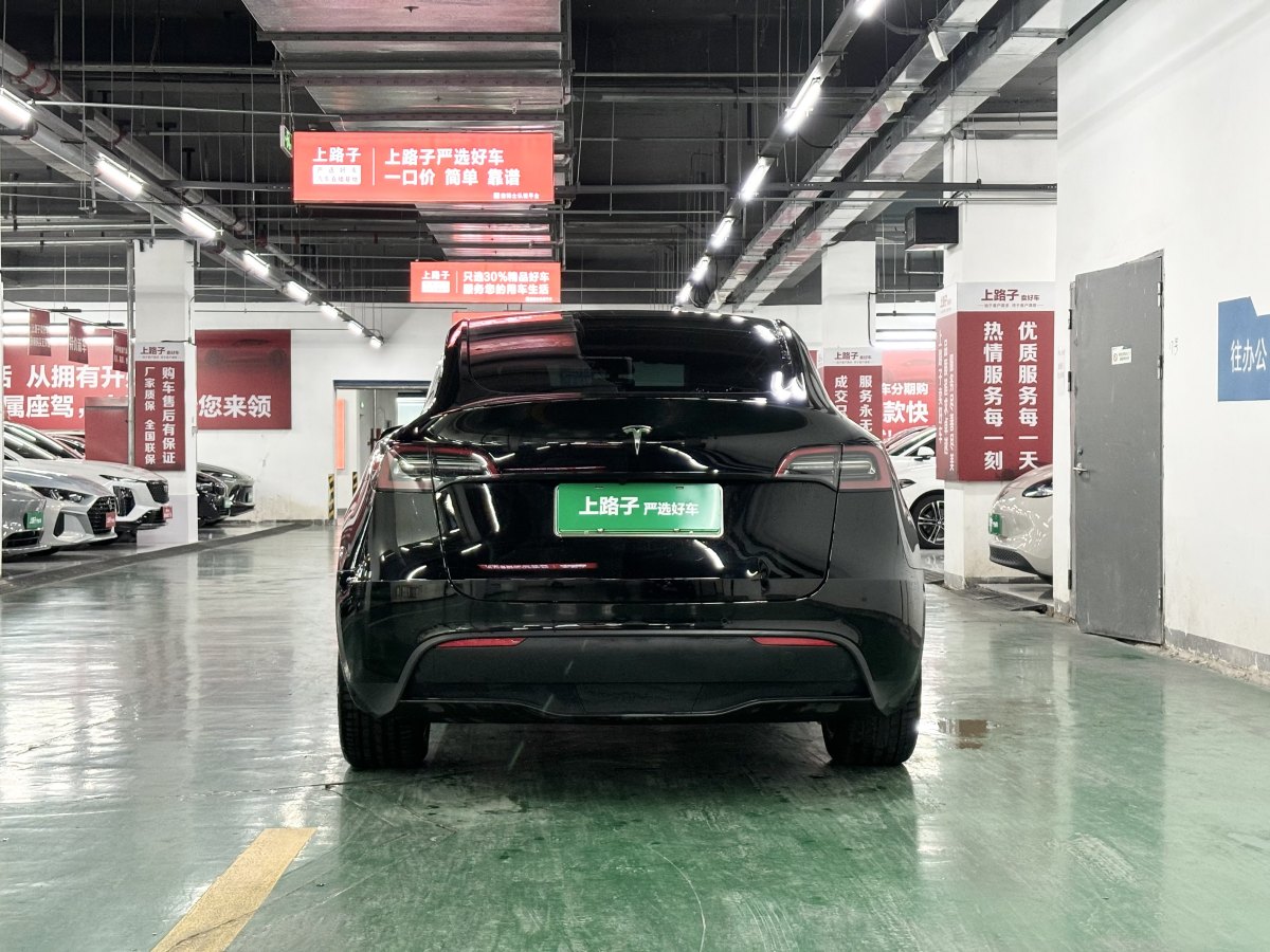 特斯拉 Model Y  2022款 后輪驅(qū)動版圖片