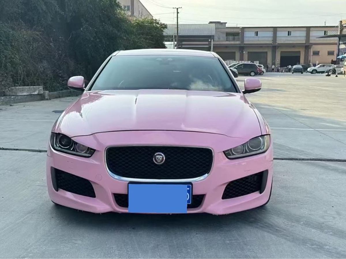 捷豹 XE  2018款 2.0T 200PS 兩驅(qū)R-Sport運動版圖片