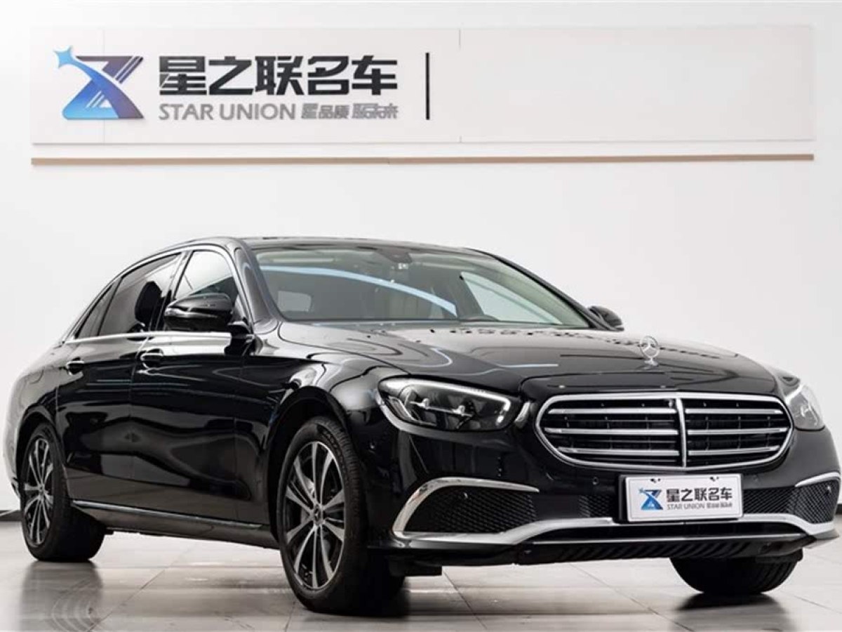 奔馳 奔馳E級(jí)新能源  2023款 E 350 e L 插電式混合動(dòng)力轎車圖片