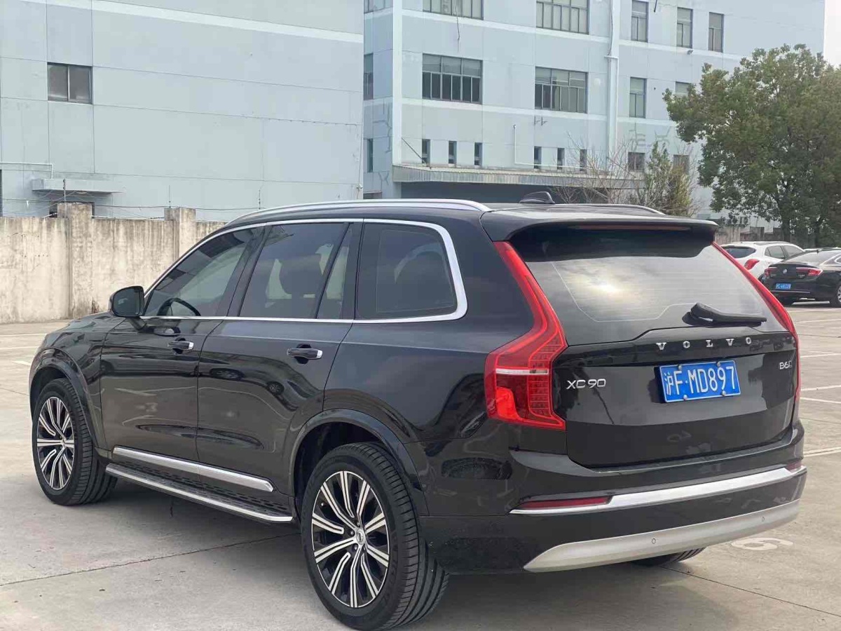 沃爾沃 XC90  2022款 B6 智逸運(yùn)動版 7座圖片