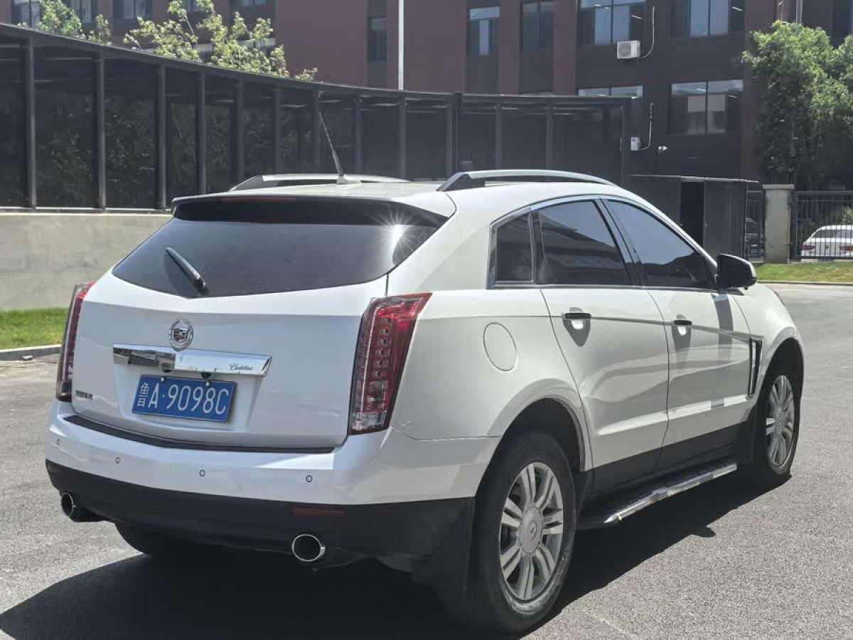 凱迪拉克 SRX  2015款 3.0L 精英型圖片