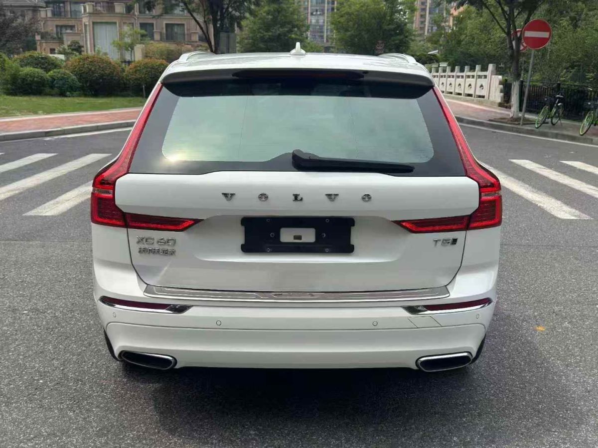 沃爾沃 XC60  2020款 T4 智行豪華版圖片