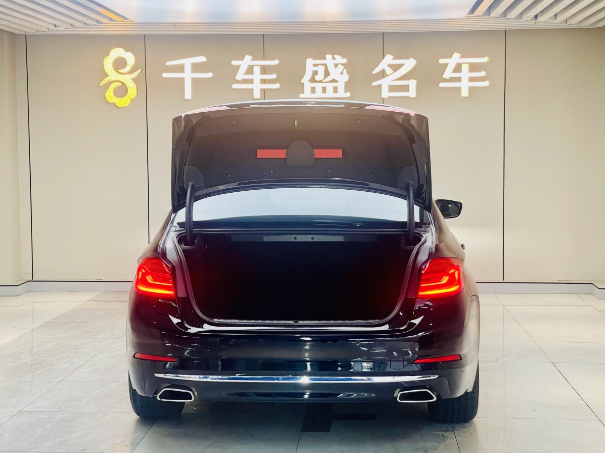 寶馬 寶馬5系  2018款 改款 530Li 領(lǐng)先型 豪華套裝圖片