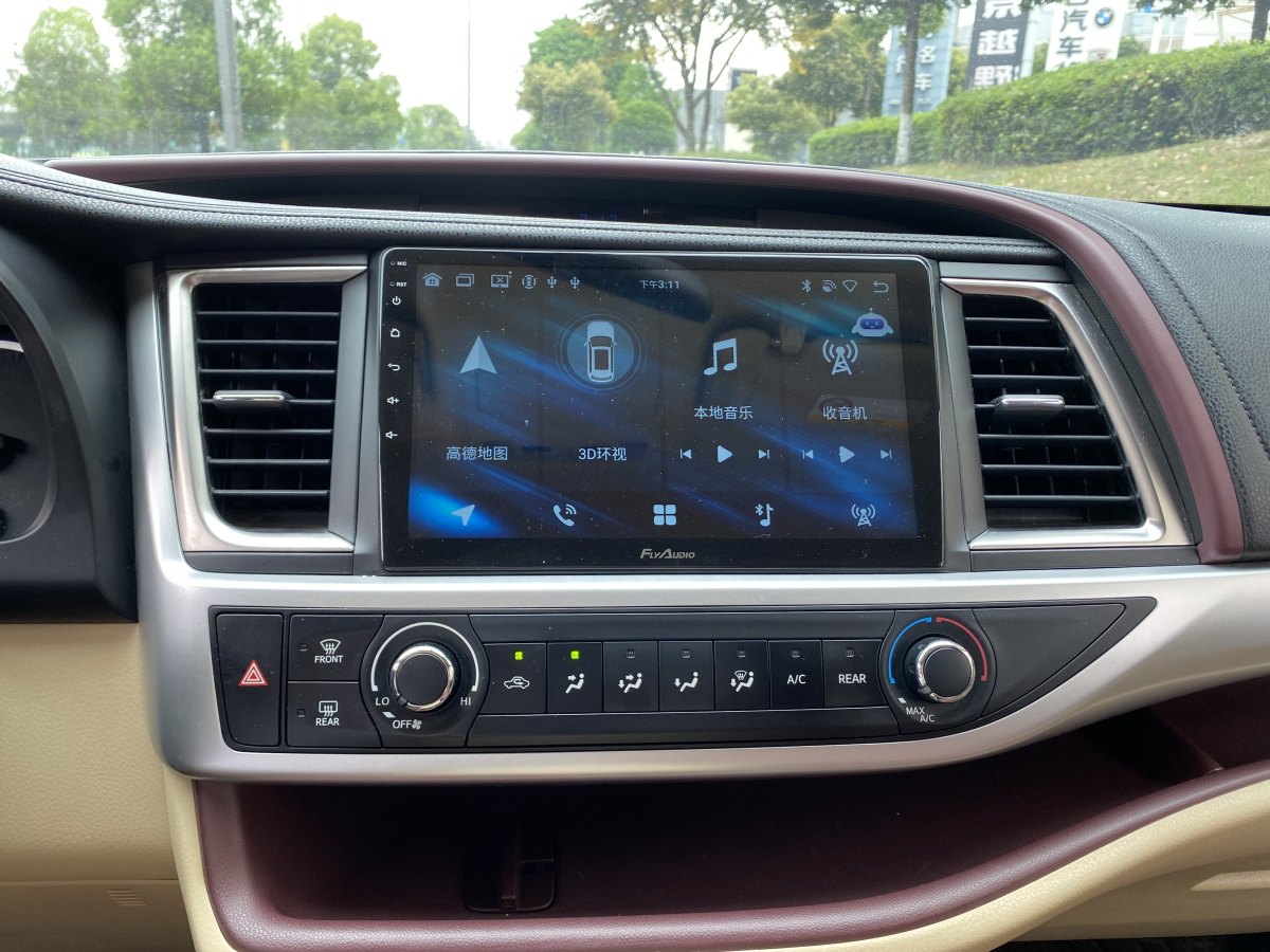 2015年10月丰田 汉兰达  2015款 2.0T 四驱精英版 7座