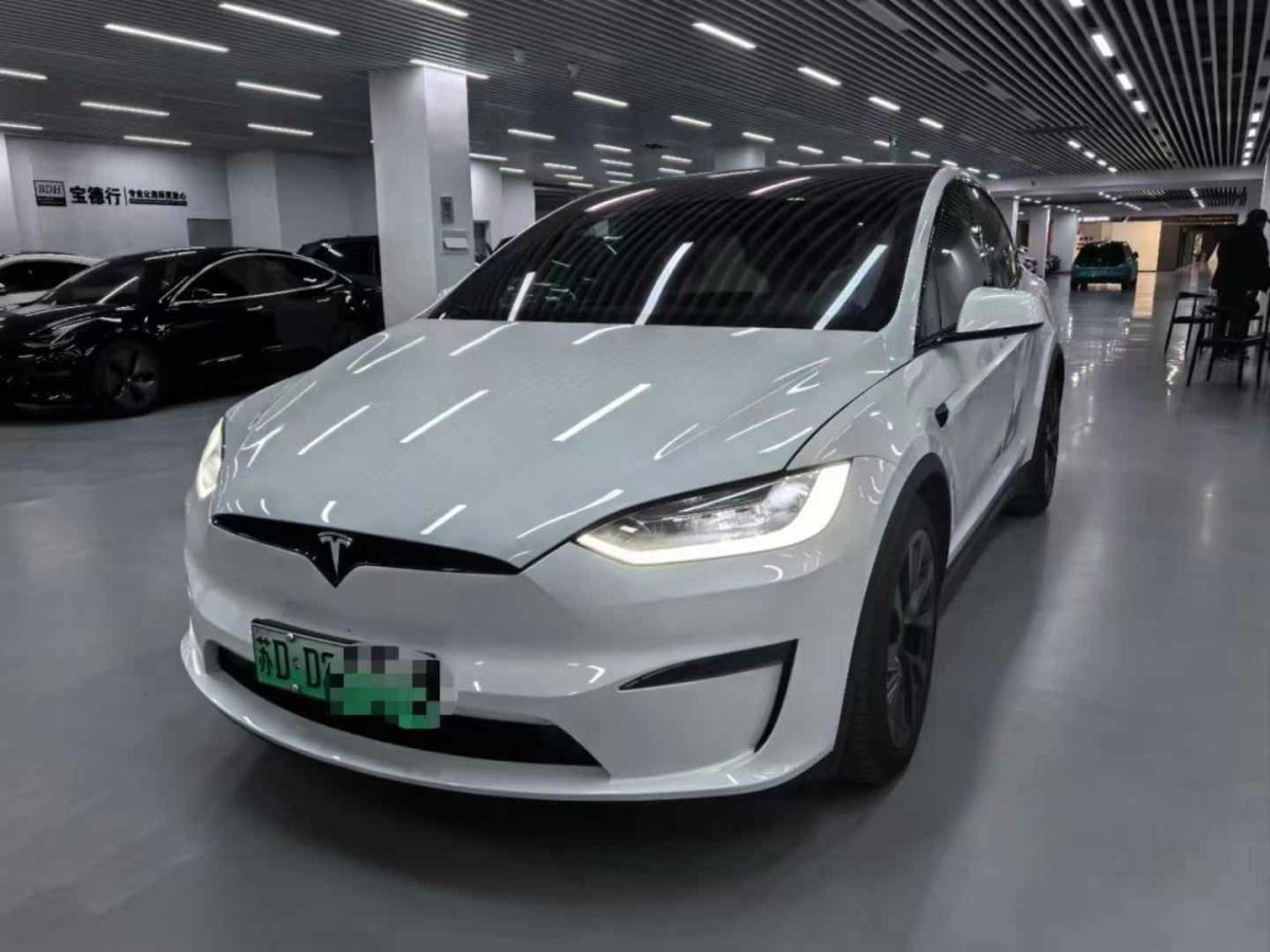 特斯拉 Model S  2023款 三電機(jī)全輪驅(qū)動 Plaid版圖片