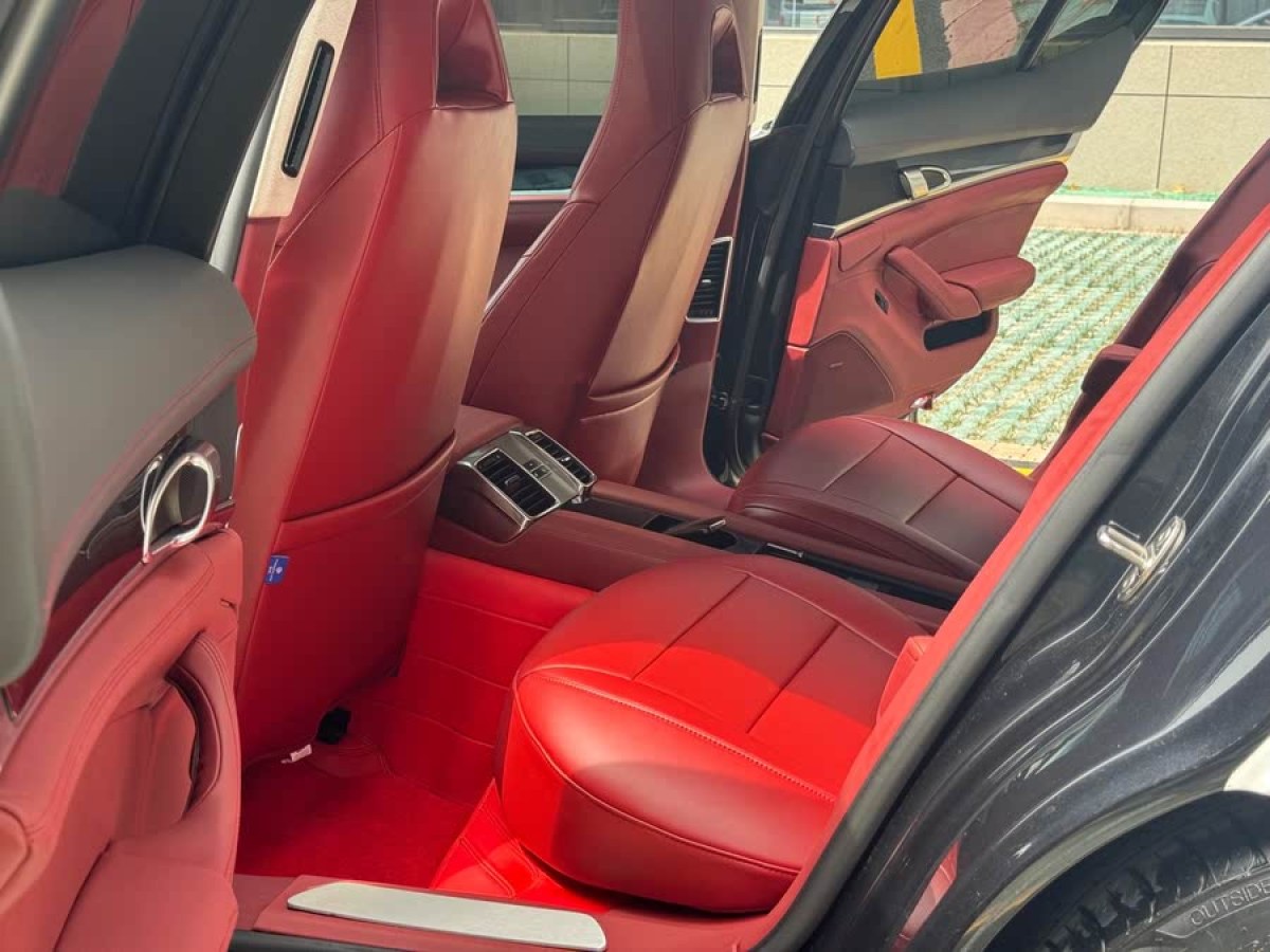 保時(shí)捷 Panamera  2010款 Panamera 3.6L圖片