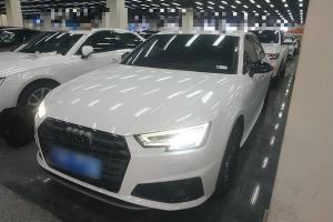 奥迪A4L 奥迪 45 TFSI quattro 个性运动版 国VI