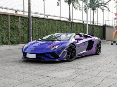 2015年2月 蘭博基尼 Aventador LP 700-4 Roadster圖片