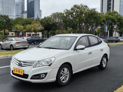 2013年9月 現(xiàn)代 悅動 1.6L 自動豪華型圖片