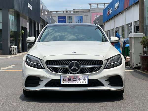 奔驰 奔驰C级  2020款 C 260 L 运动版