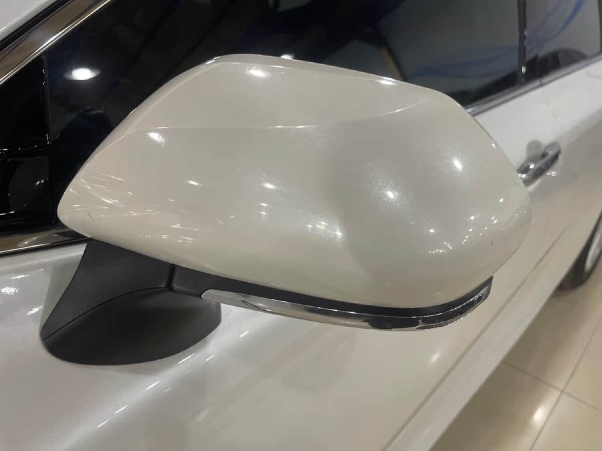 豐田 凱美瑞  2022款 2.0GVP 領(lǐng)先版圖片