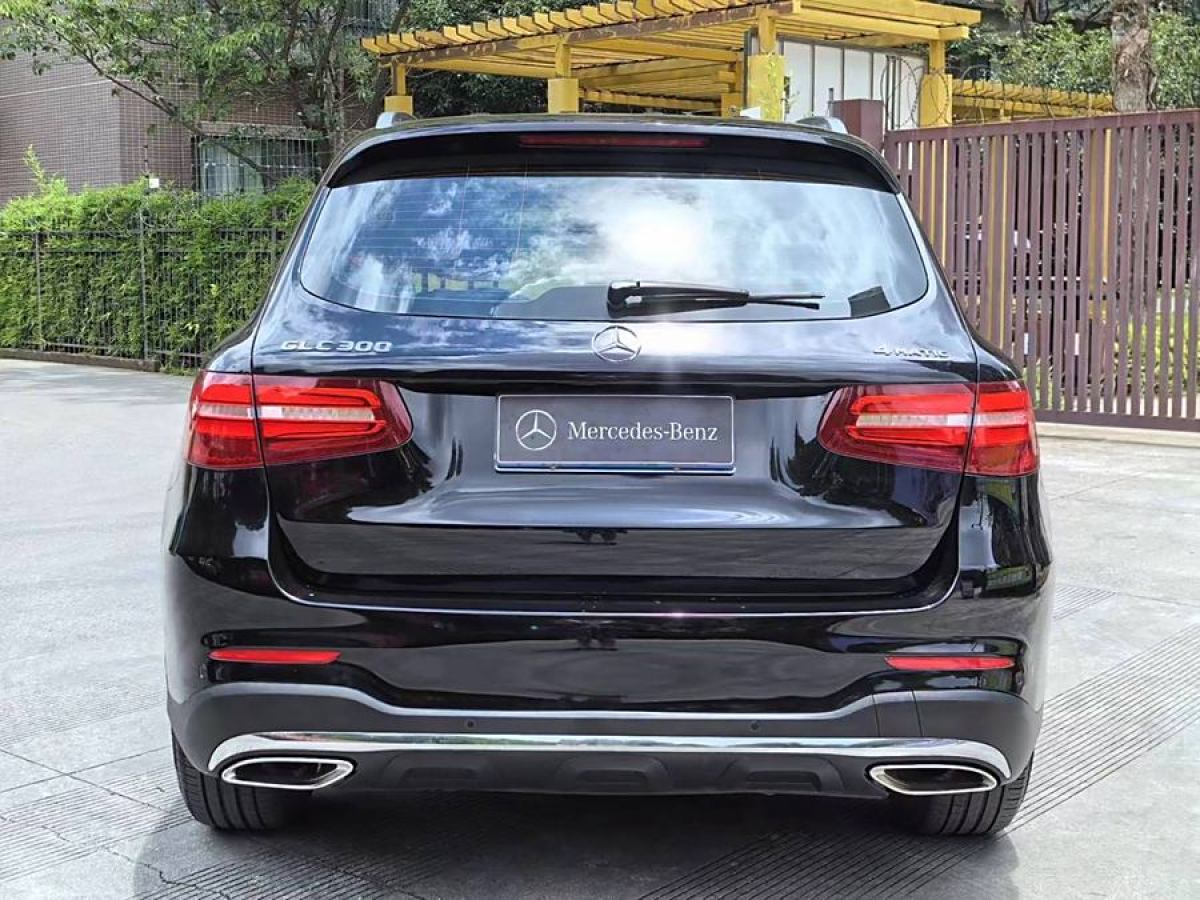 奔馳 奔馳GLC  2017款 GLC 300 4MATIC 動(dòng)感型圖片