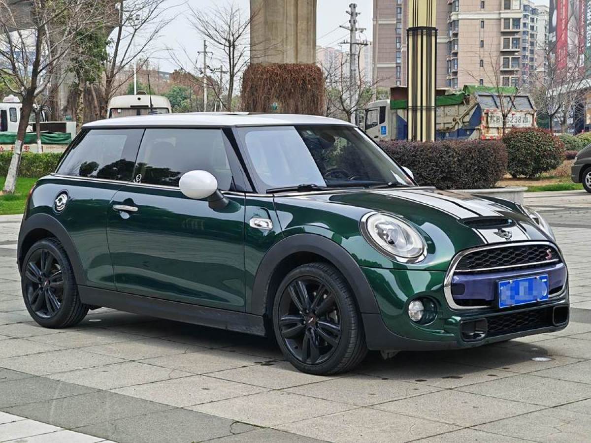 2017年8月MINI CLUBMAN  2016款 改款 2.0T COOPER S