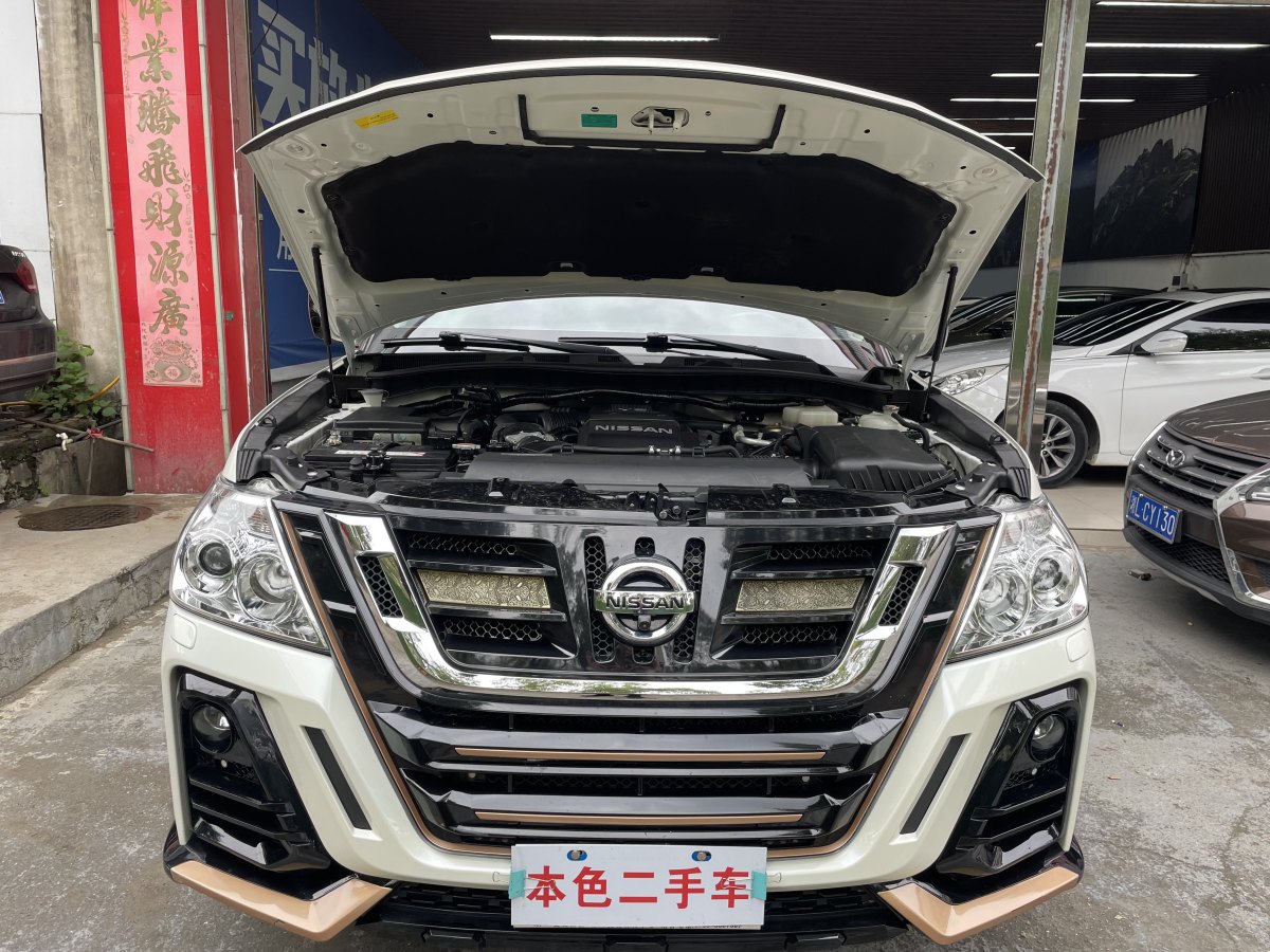 日產(chǎn) 途樂  2018款 4.0L 鉑金型圖片