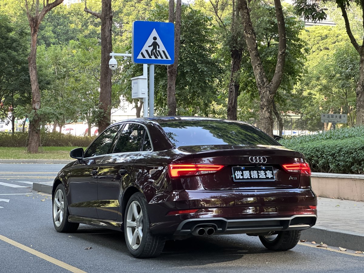 奧迪 奧迪A3  2017款 Limousine 35 TFSI 時(shí)尚型圖片