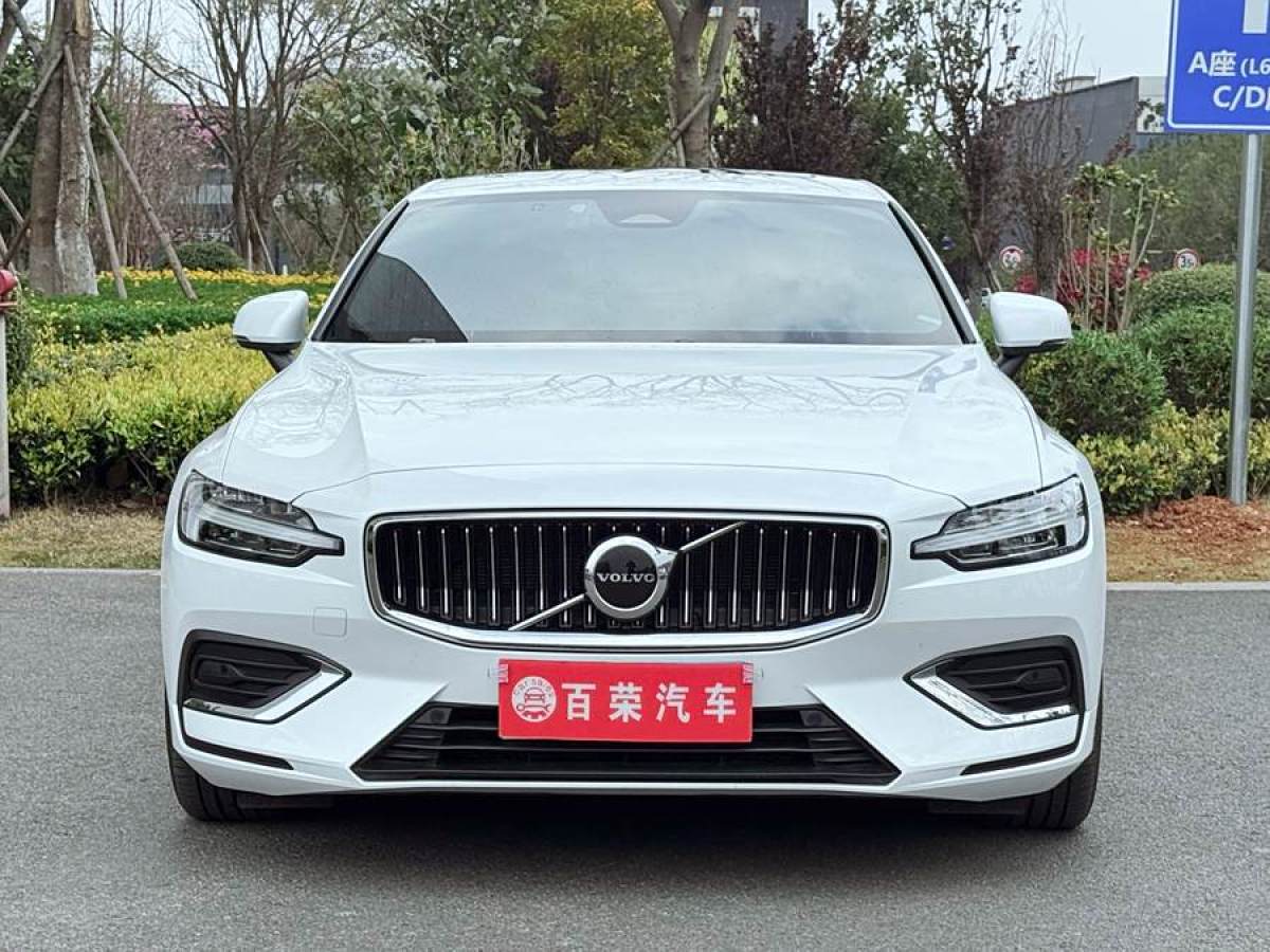 沃爾沃 S60L  2024款 B4 智逸豪華版圖片