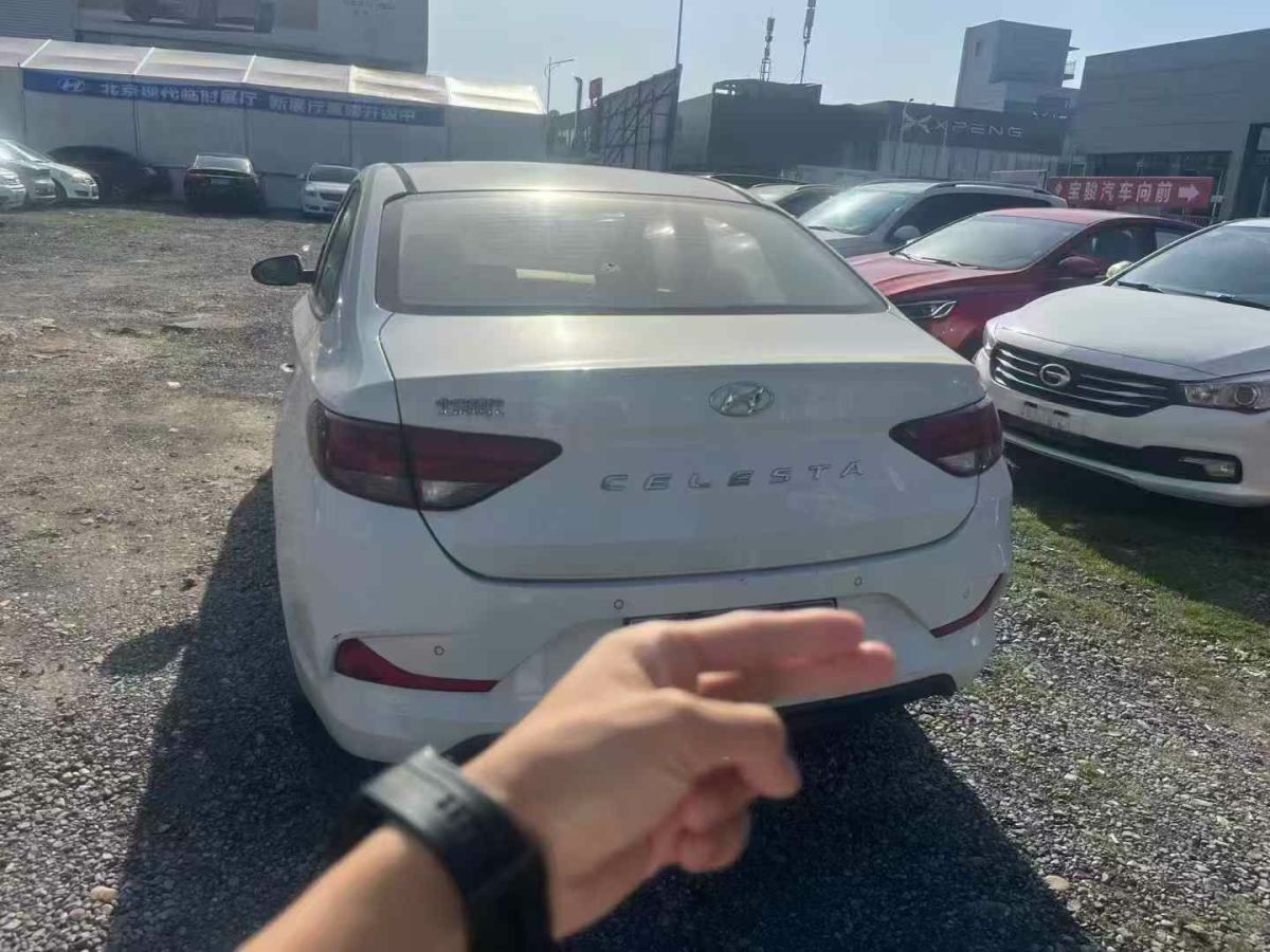 現(xiàn)代 領(lǐng)動  2019款 1.4T 雙離合炫動?旗艦型圖片