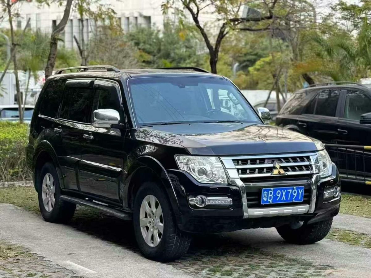 三菱 帕杰羅  2015款 3.0L 自動精英版 國IV圖片