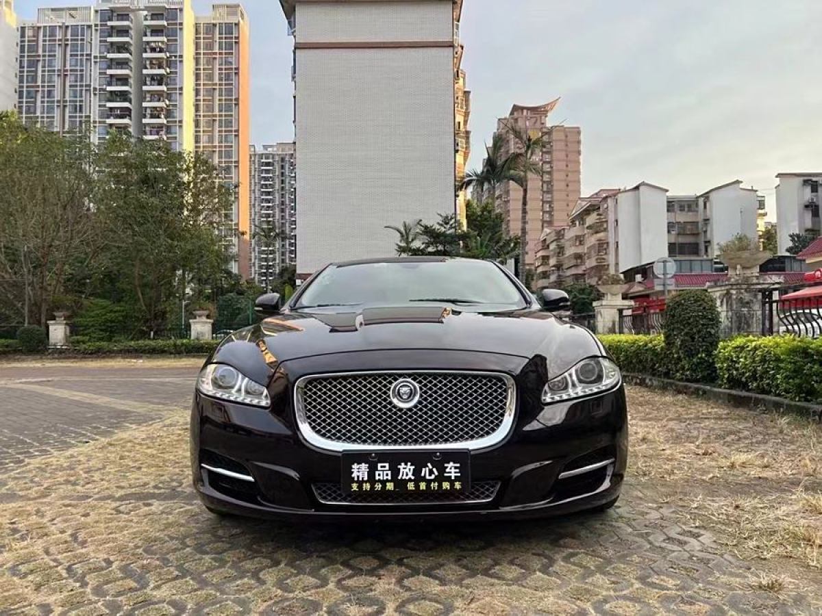 捷豹 XJ  2014款 XJL 3.0 SC 兩驅(qū)全景商務(wù)版圖片