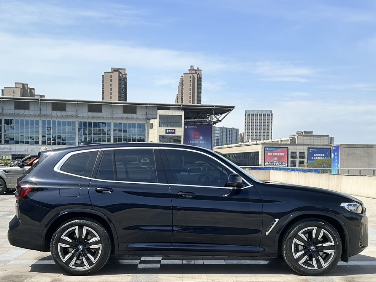 寶馬 寶馬iX3  2022款 改款 領(lǐng)先型圖片