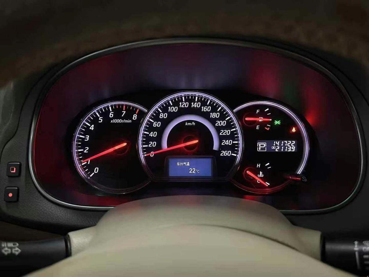 日產(chǎn) 天籟  2011款 2.0L XE標準版圖片