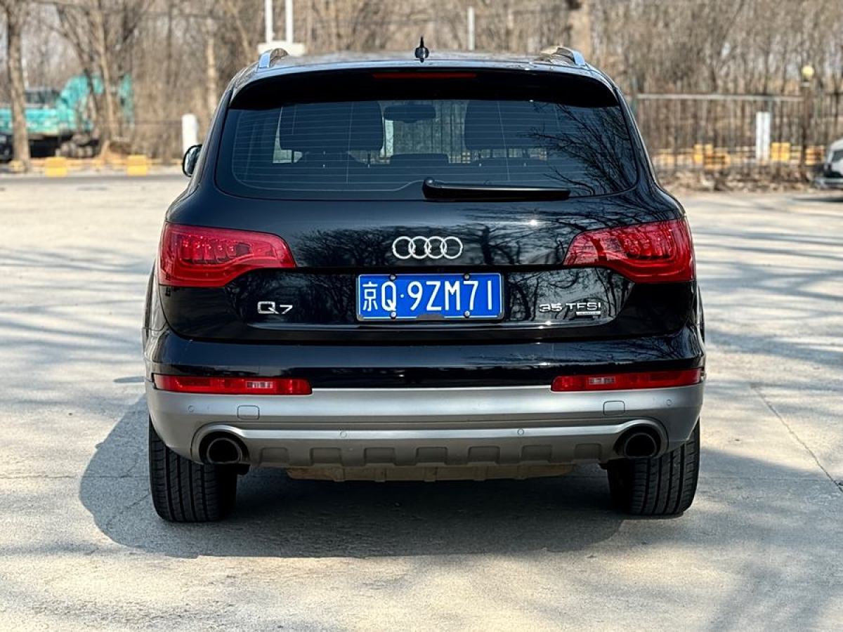 奧迪 奧迪Q7  2014款 35 TFSI 運(yùn)動(dòng)型圖片