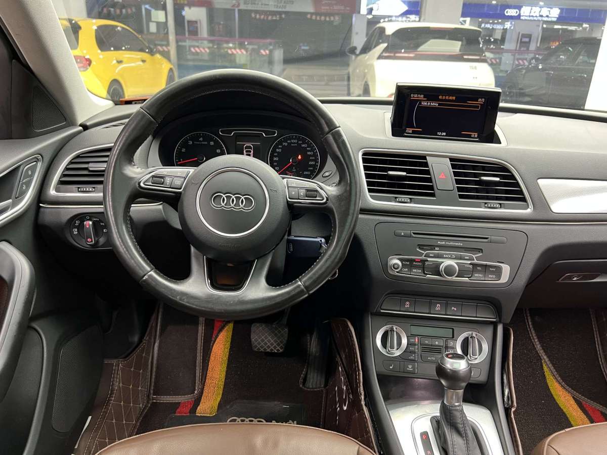 2014年11月奧迪 奧迪Q3  2015款 35 TFSI 舒適型