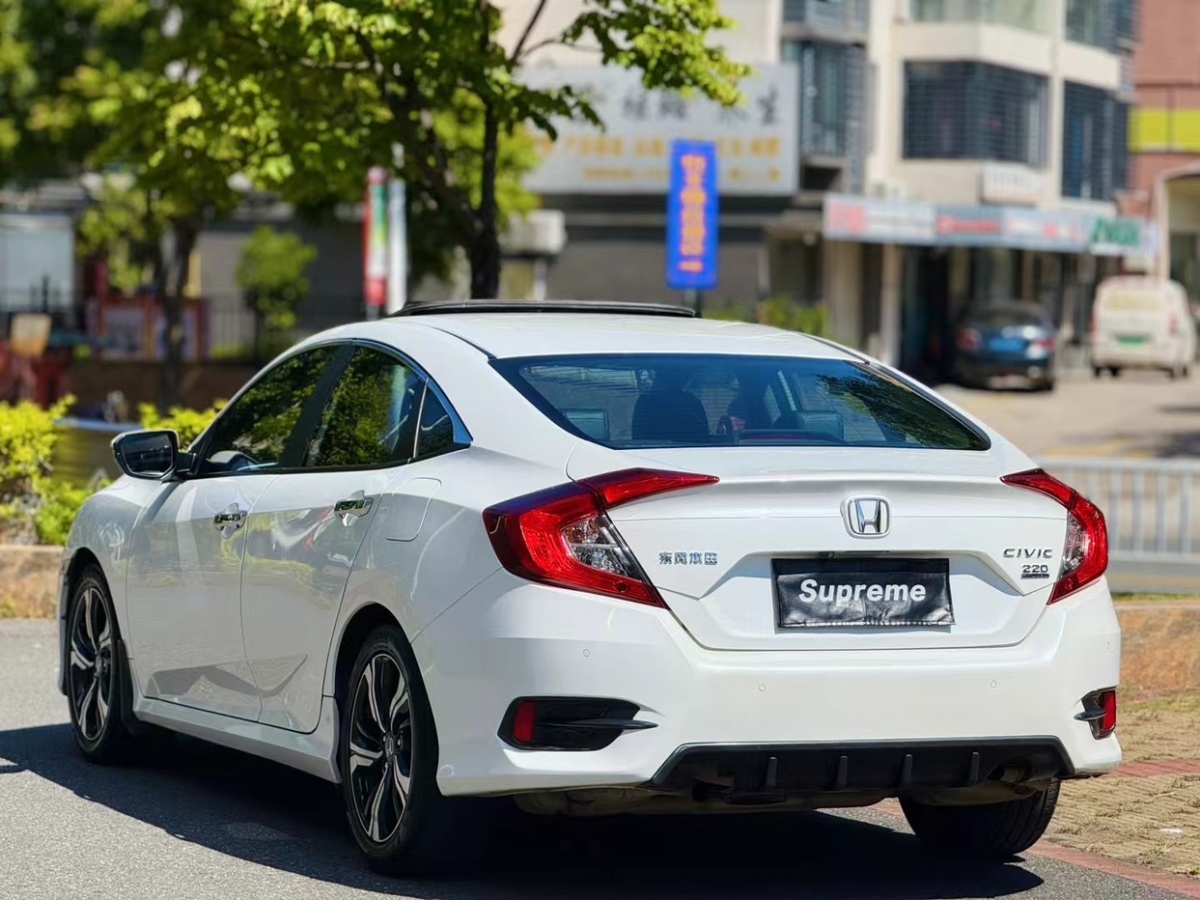 本田 思域  2016款 220TURBO CVT尊貴版圖片