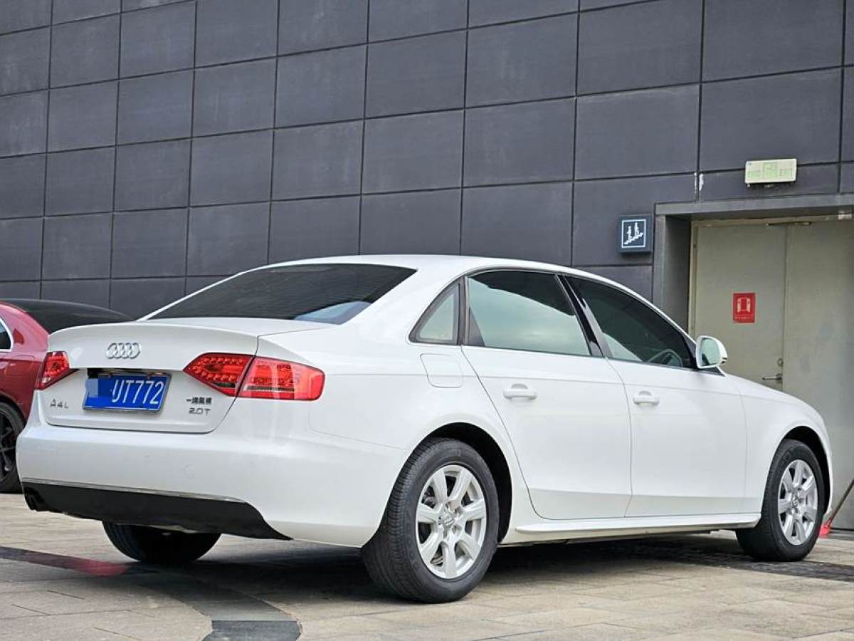 奧迪 奧迪A4L  2012款 2.0 TFSI 自動(dòng)舒適型圖片