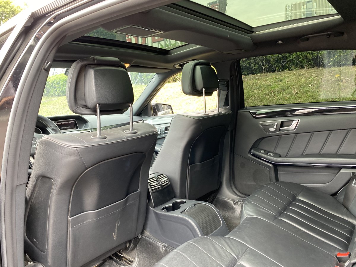 奔驰 奔驰E级  2015款 改款 E 260 L 运动豪华型图片