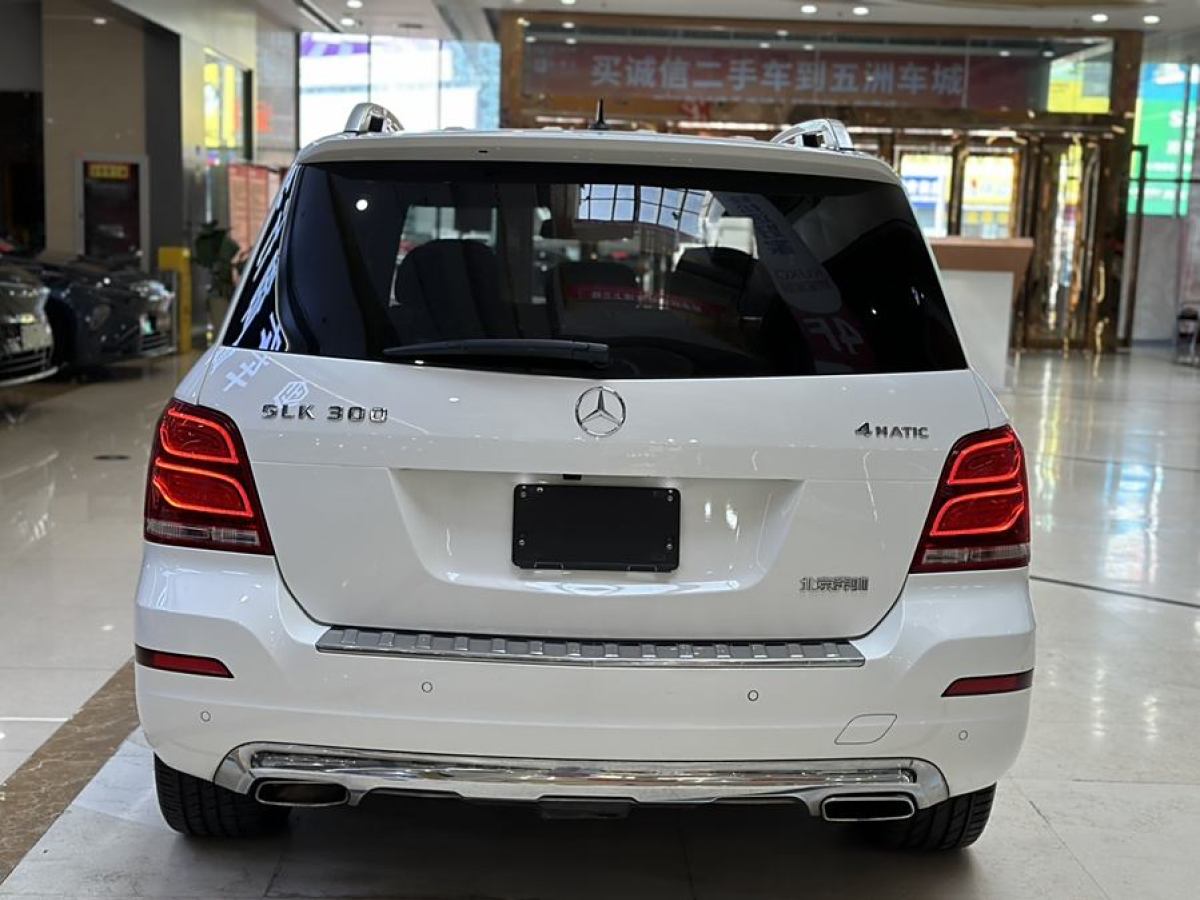 奔馳 奔馳GLK級  2015款 GLK 300 4MATIC 時(shí)尚型 極致版圖片