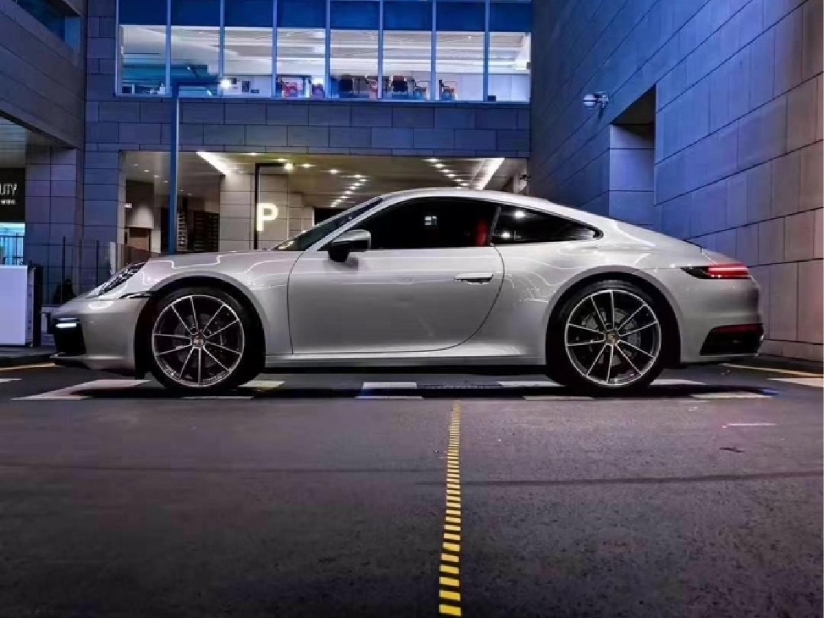 保時(shí)捷 911  2023款 Carrera 3.0T圖片