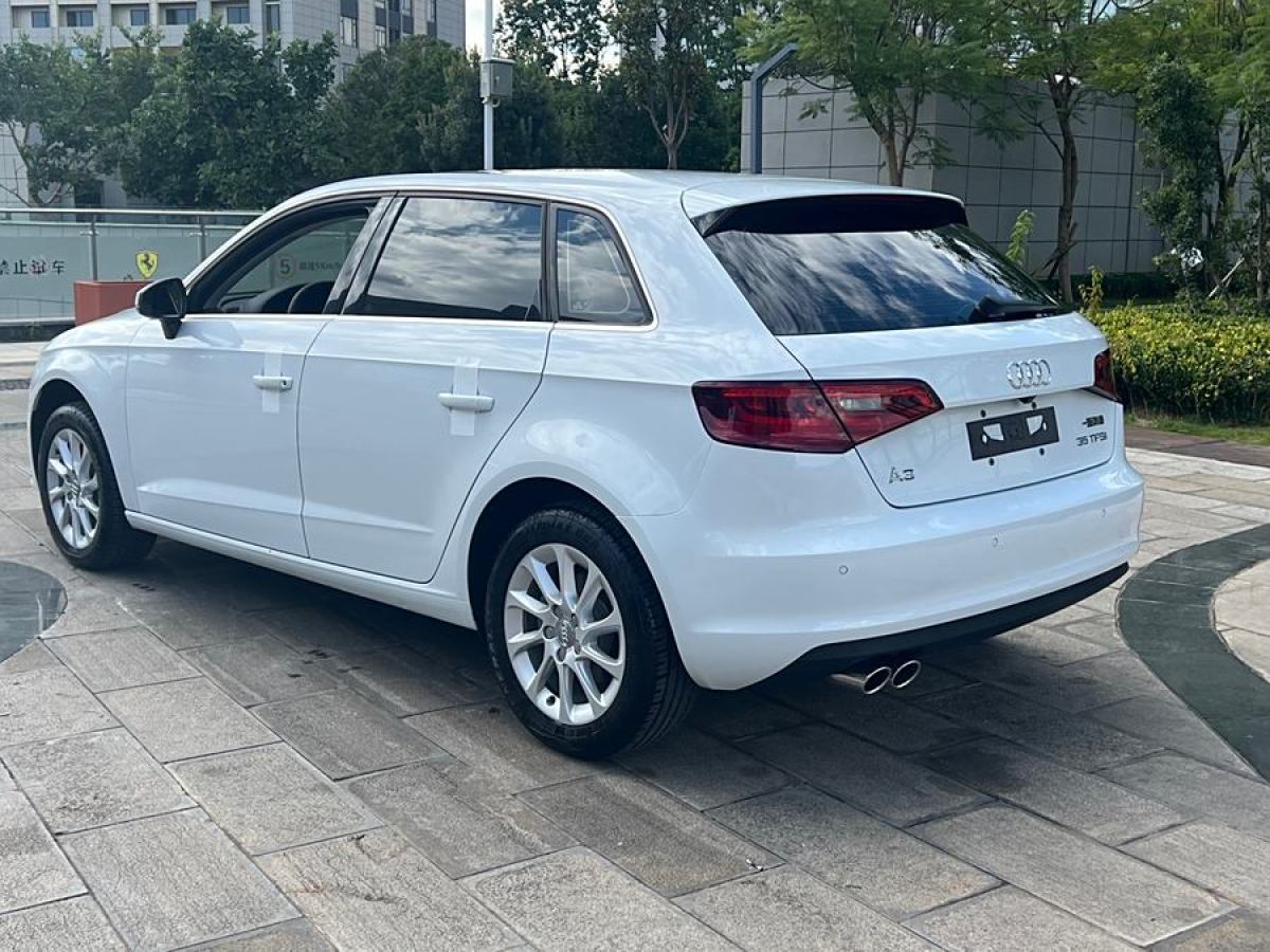 奧迪 奧迪A3  2016款 Sportback 35 TFSI 領(lǐng)英型圖片