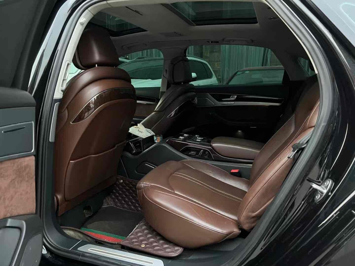 奧迪 奧迪A8  2013款 A8L 45 TFSI quattro豪華型圖片