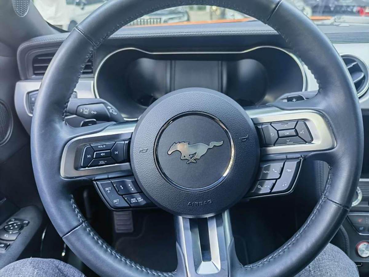 2019年12月福特 Mustang  2020款 2.3L EcoBoost 馳影性能進階版