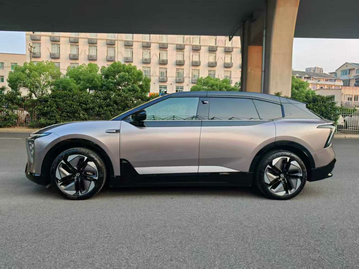 高合 高合HiPhi Y  2023款 560km 先鋒版圖片