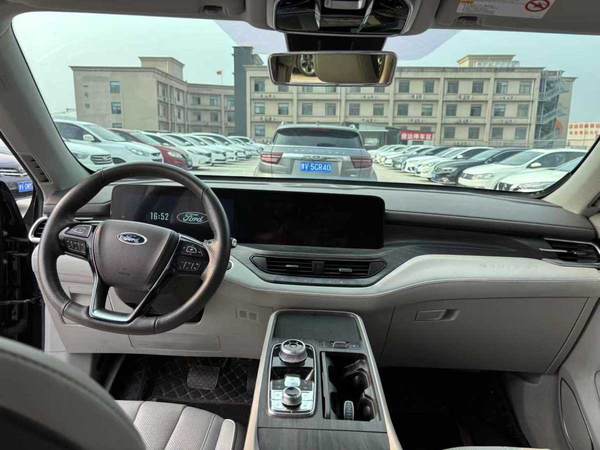 福特 領(lǐng)裕  2023款 EcoBoost 225 尊領(lǐng)型PLUS 7座（2/2/3）圖片