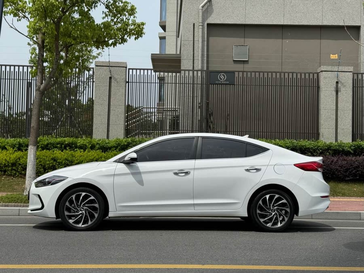 現(xiàn)代 領(lǐng)動(dòng)  2020款 1.5L CVT智炫?精英型圖片