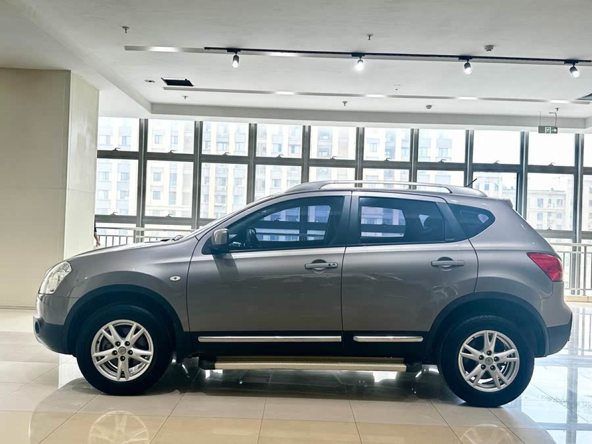 日產(chǎn) 逍客  2012款 2.0XL 火 6MT 2WD圖片