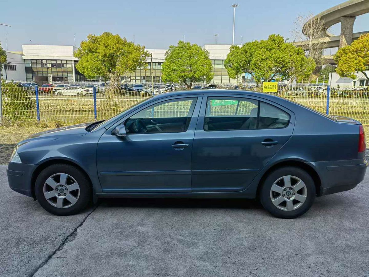 斯柯達 明銳  2010款 1.6L 自動逸致版圖片