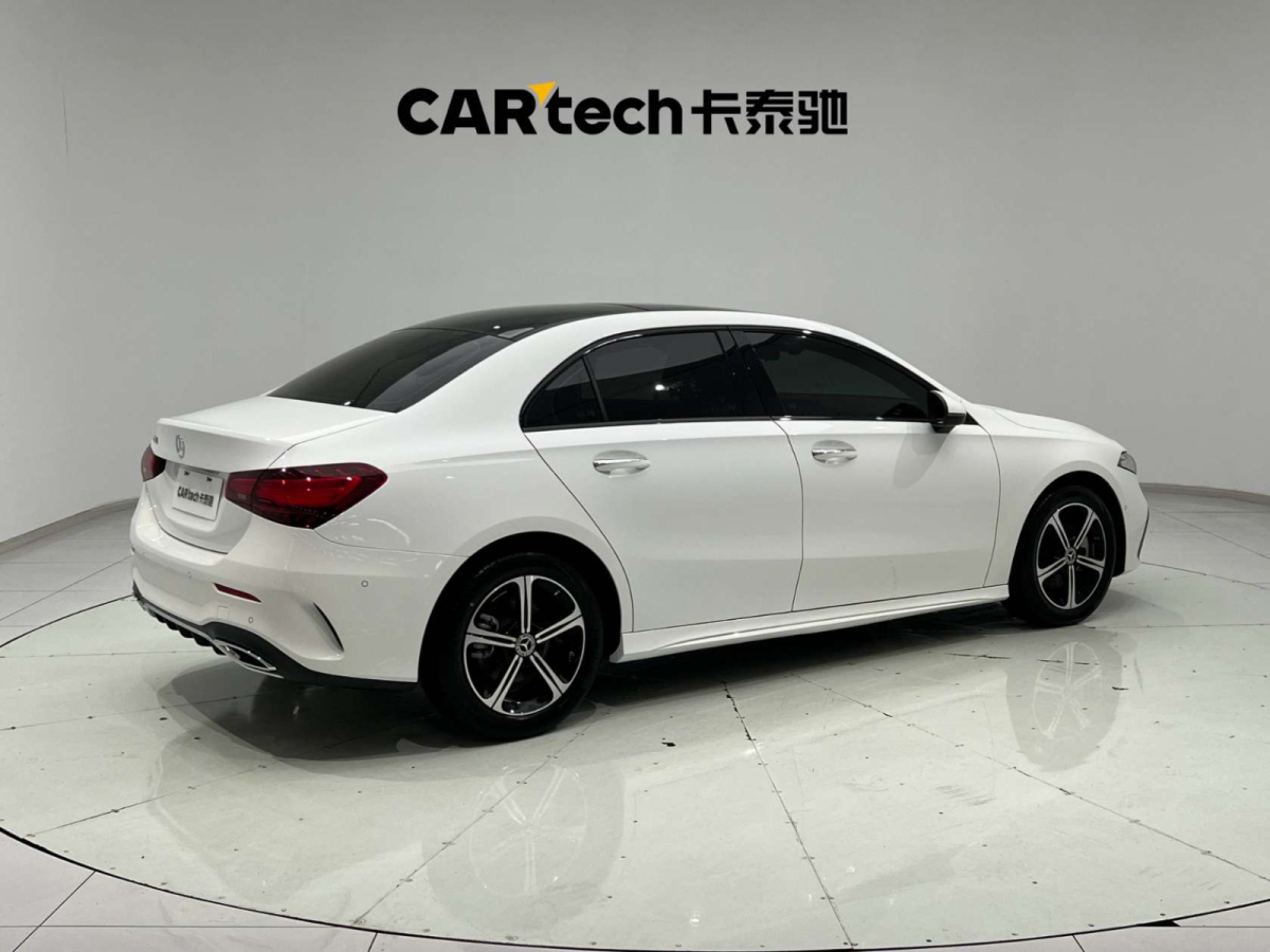 奔馳 奔馳A級(jí)  2023款 A 200 L 時(shí)尚型圖片