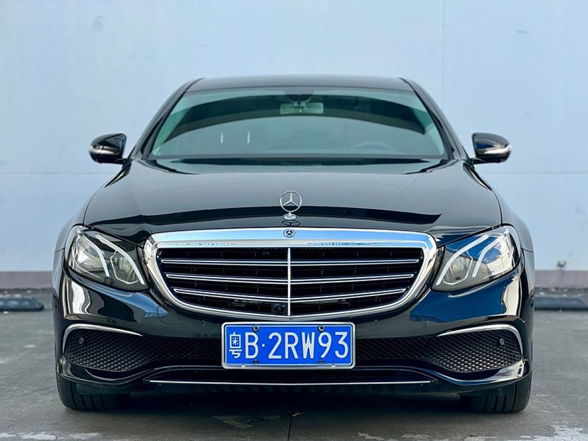 奔馳 奔馳E級(jí)  2019款 改款 E 300 L 時(shí)尚型圖片