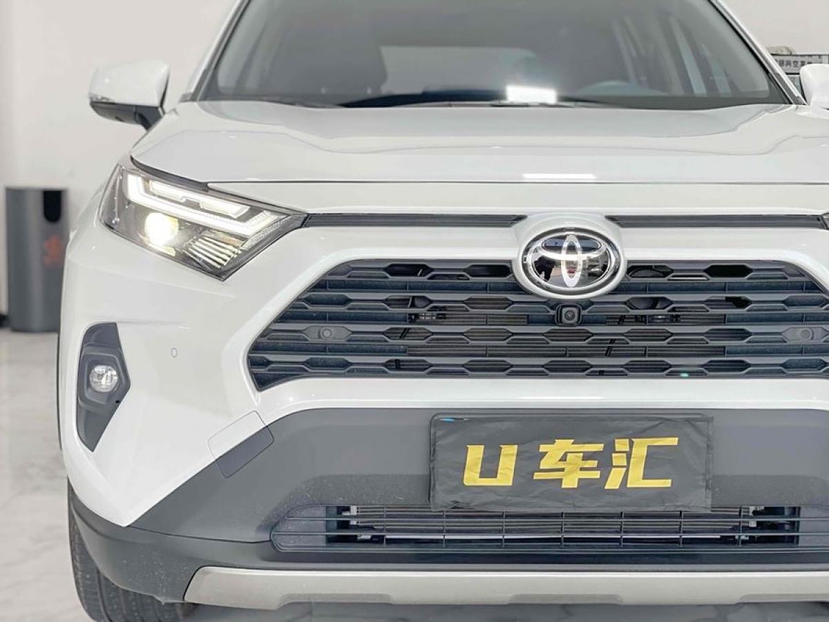 2024年8月豐田 RAV4榮放  2022款 2.0L CVT兩驅(qū)風(fēng)尚Plus版