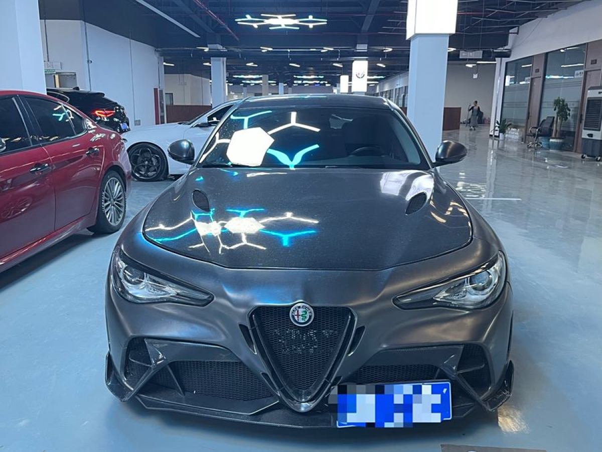 阿爾法·羅密歐 Giulia  2017款 2.0T 280HP 豪華版圖片