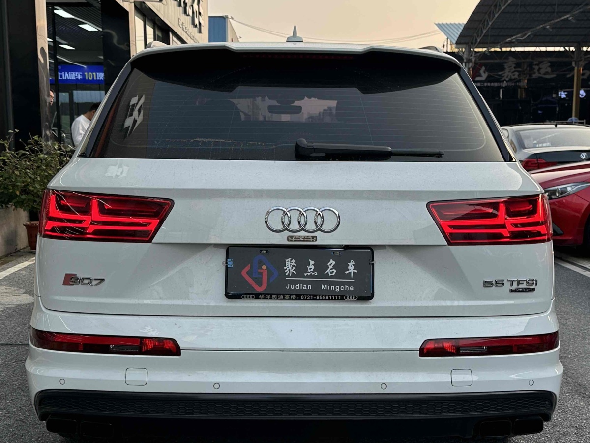 奧迪 奧迪Q7  2016款 45 TFSI S line運(yùn)動(dòng)型圖片